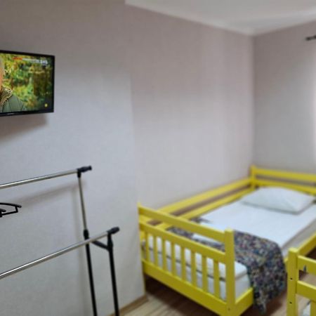 Guest House "Golden Gate 911 " Kiev Exterior foto