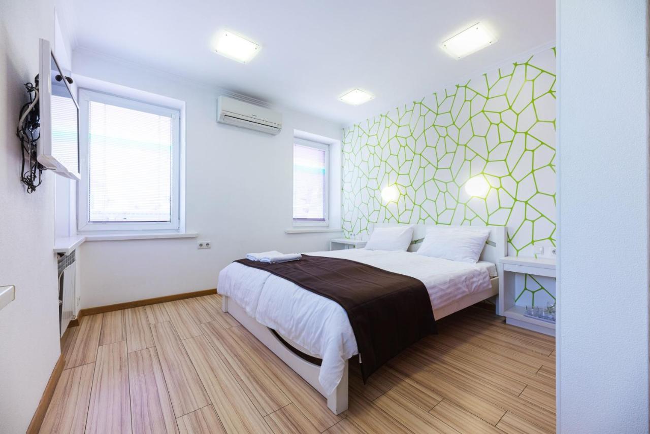Guest House "Golden Gate 911 " Kiev Exterior foto