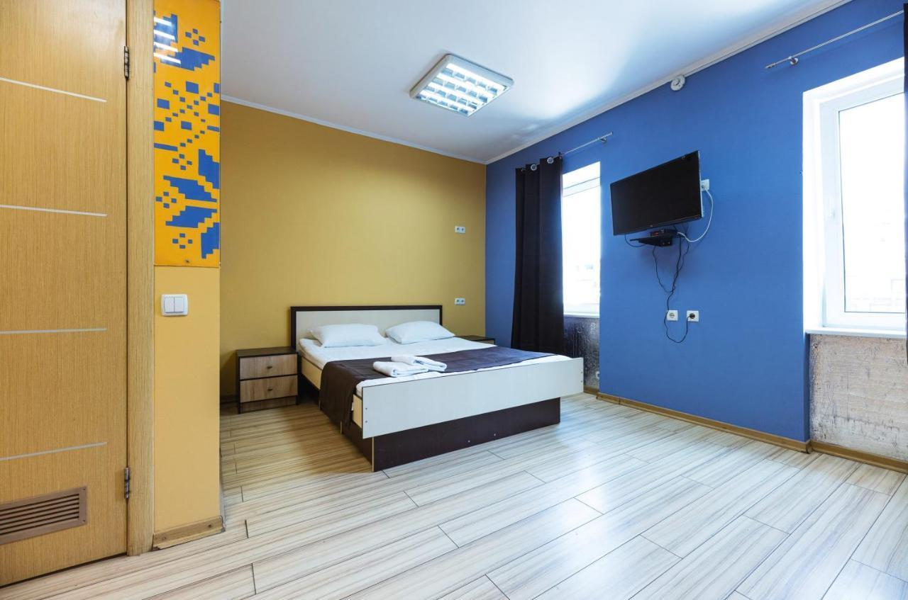 Guest House "Golden Gate 911 " Kiev Exterior foto
