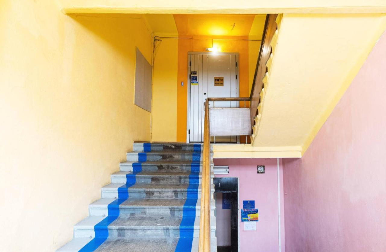 Guest House "Golden Gate 911 " Kiev Exterior foto