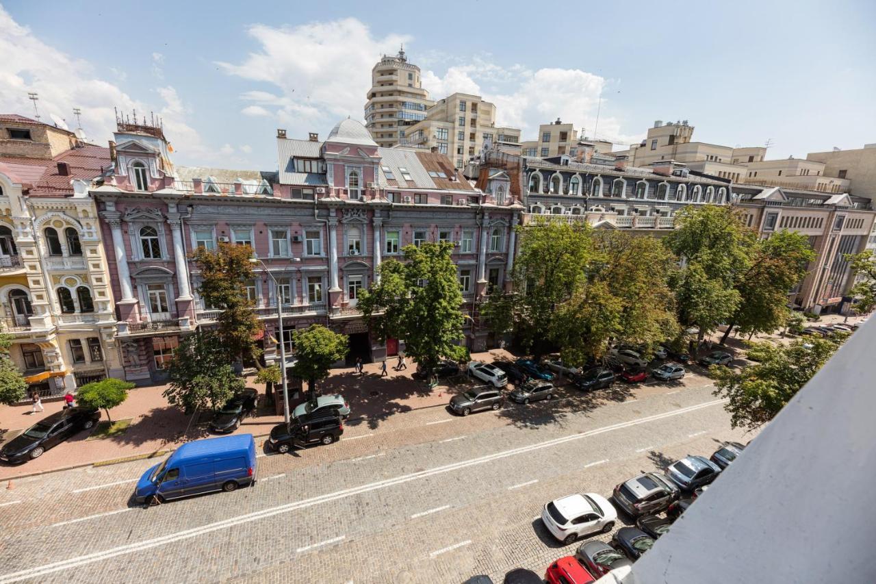 Guest House "Golden Gate 911 " Kiev Exterior foto