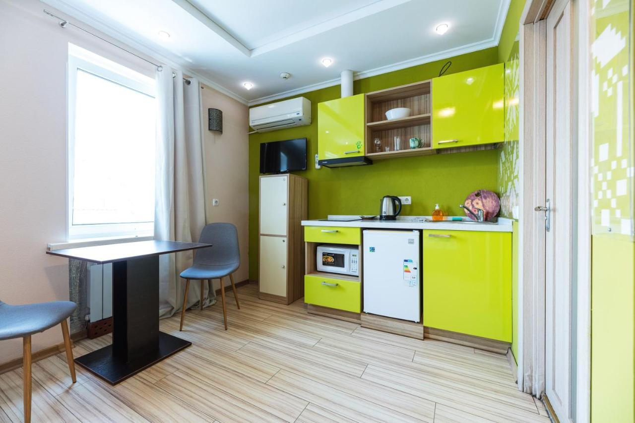 Guest House "Golden Gate 911 " Kiev Exterior foto