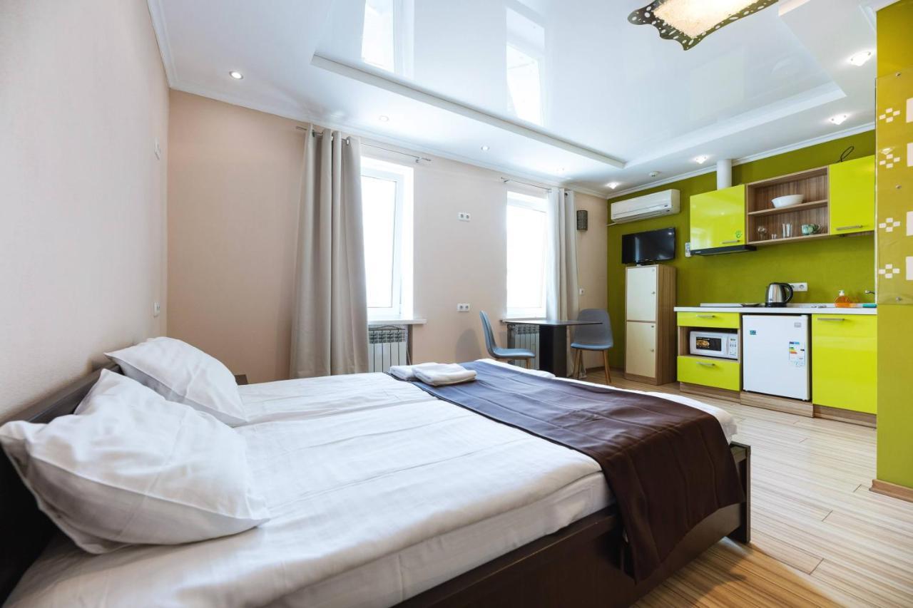 Guest House "Golden Gate 911 " Kiev Exterior foto