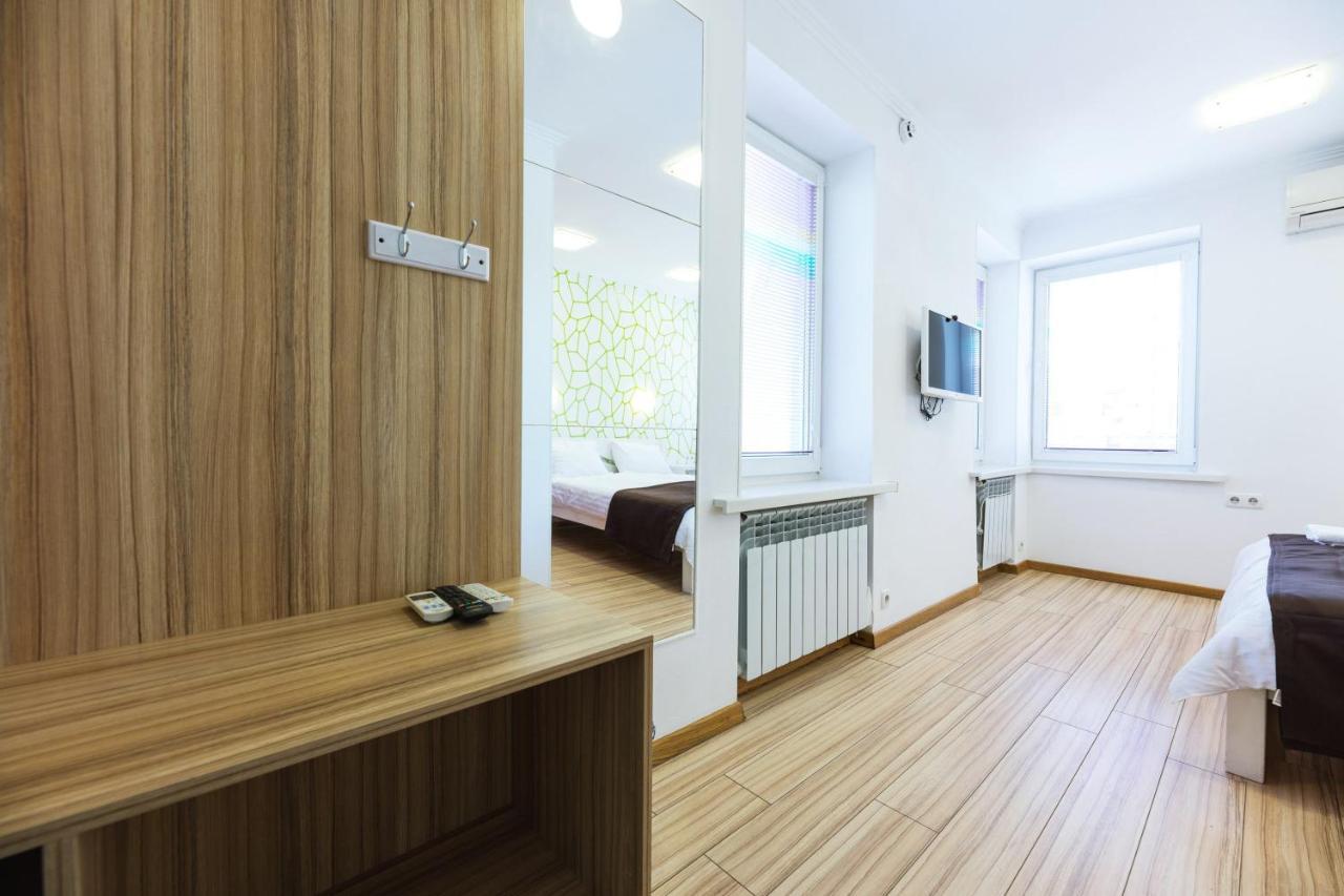 Guest House "Golden Gate 911 " Kiev Exterior foto