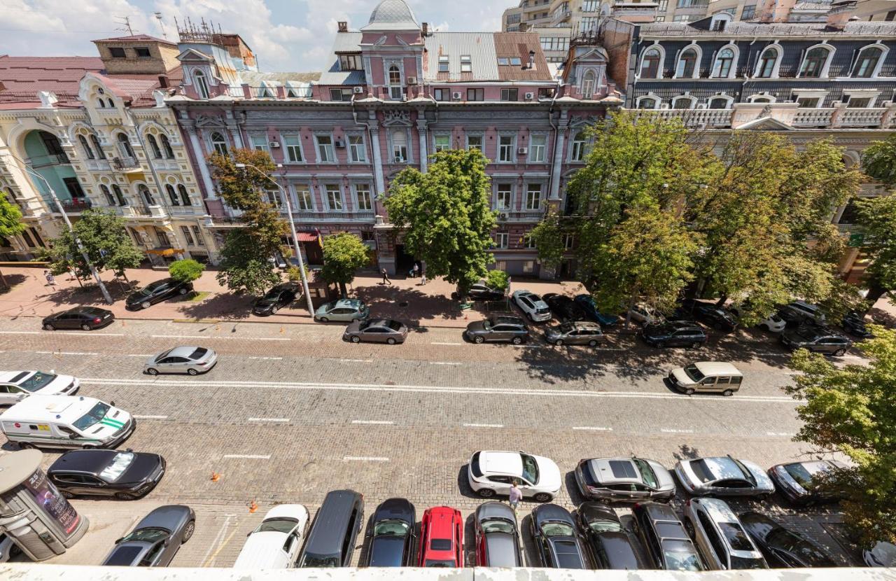 Guest House "Golden Gate 911 " Kiev Exterior foto