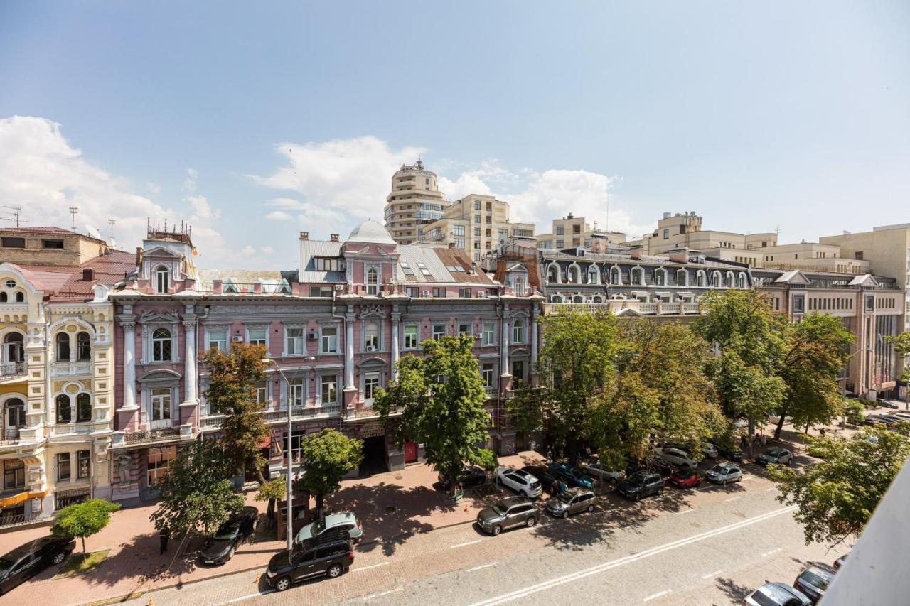 Guest House "Golden Gate 911 " Kiev Exterior foto