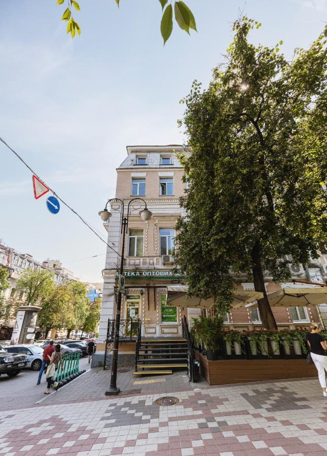 Guest House "Golden Gate 911 " Kiev Exterior foto