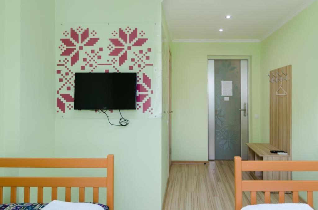 Guest House "Golden Gate 911 " Kiev Exterior foto