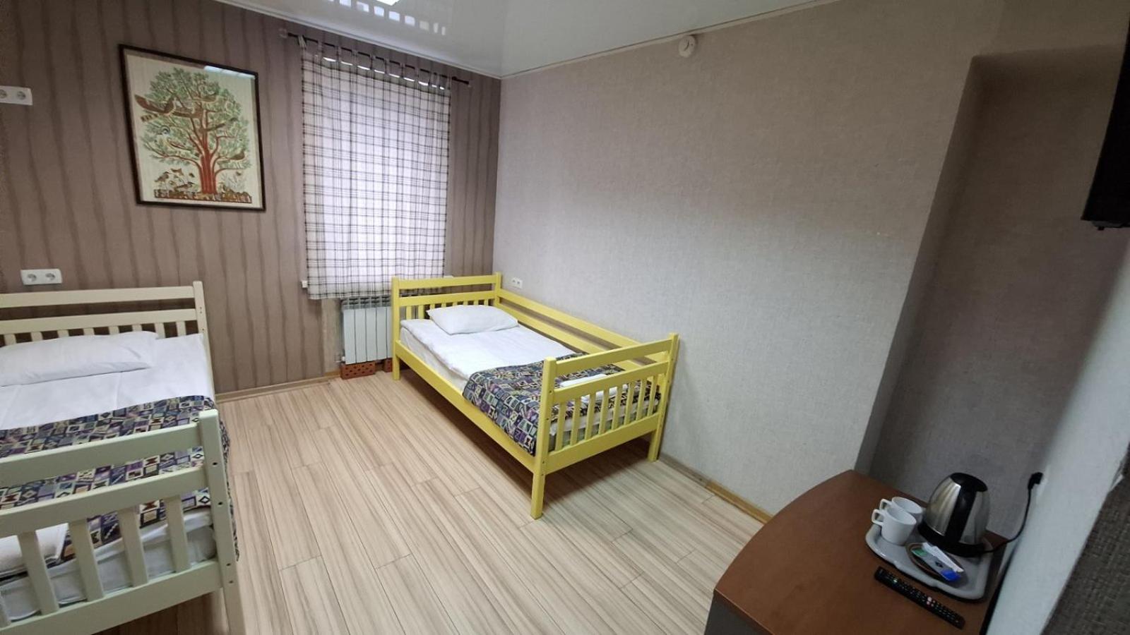 Guest House "Golden Gate 911 " Kiev Exterior foto