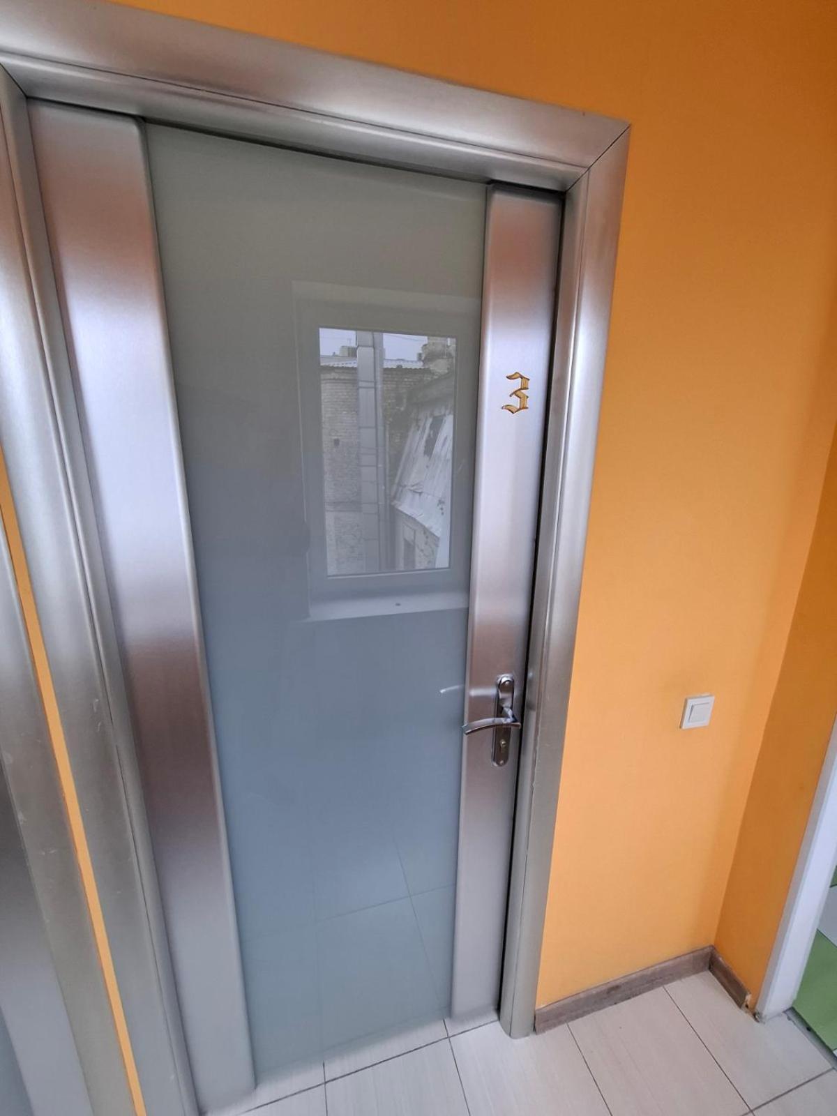 Guest House "Golden Gate 911 " Kiev Exterior foto