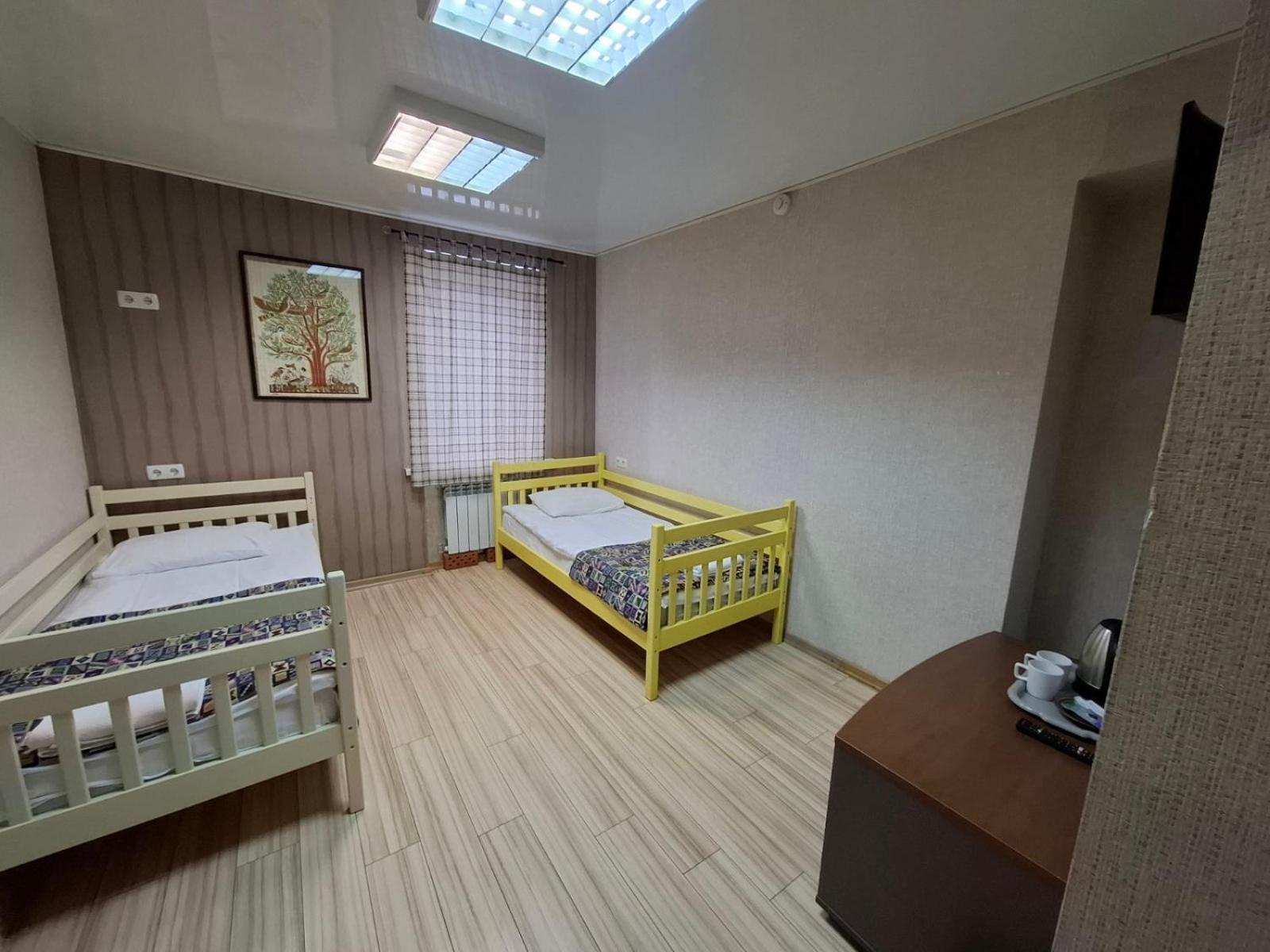 Guest House "Golden Gate 911 " Kiev Exterior foto